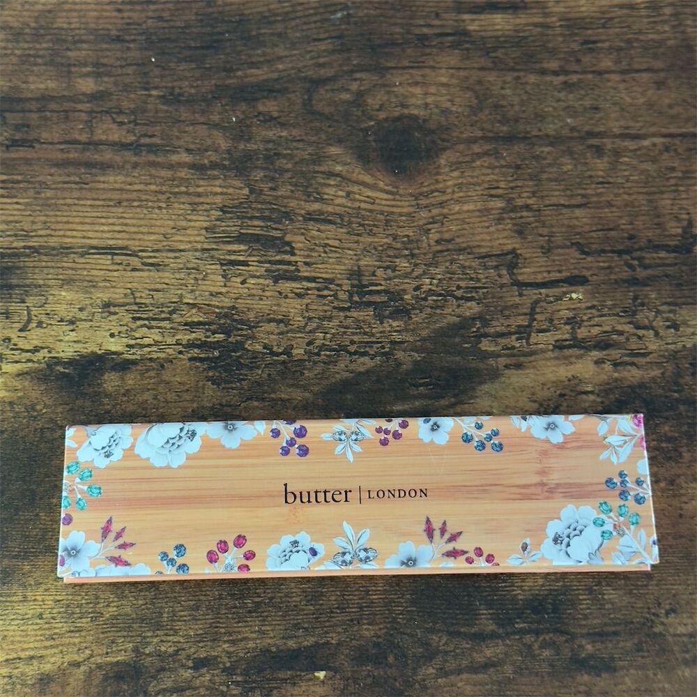 Butter London Natural‎ Goddess Eyeshadow Palette 6 Rich Shades Compact